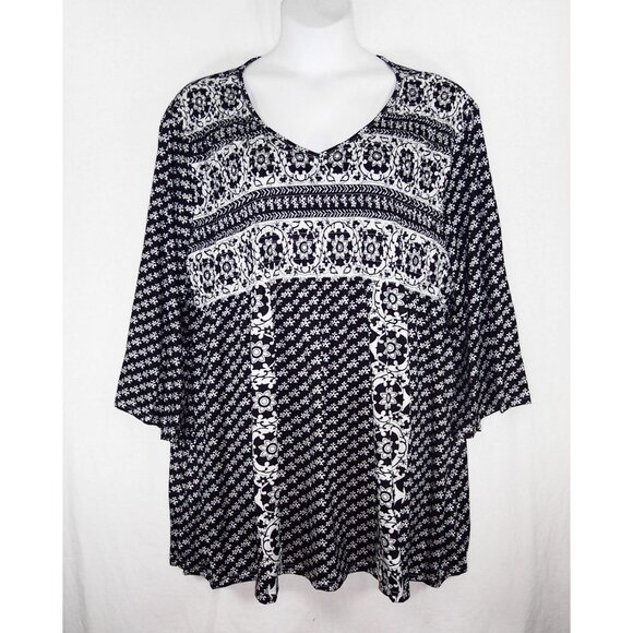 Black & White 6X Tunic Top Empire Waist 3/4 sleeve V-Neck Measures To Be 3X/4X - Picture 4 of 13
